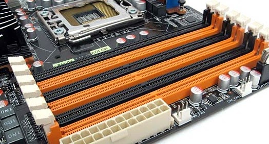 Bagian Komponen Utama  Motherboard dan Fungsinya  INDO 